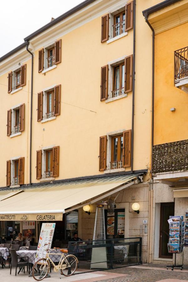 Flower Apartments Bardolino Extérieur photo