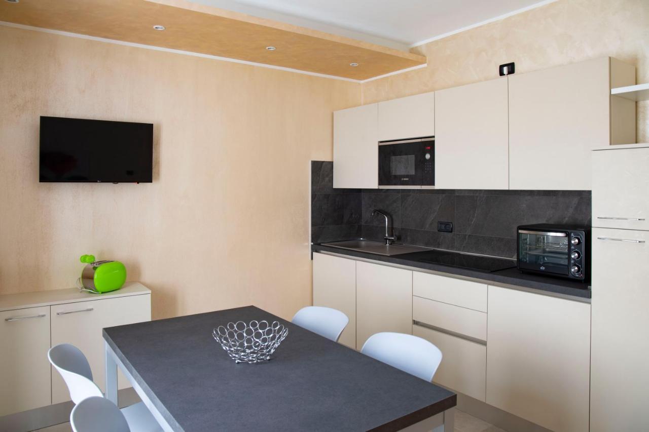 Flower Apartments Bardolino Extérieur photo